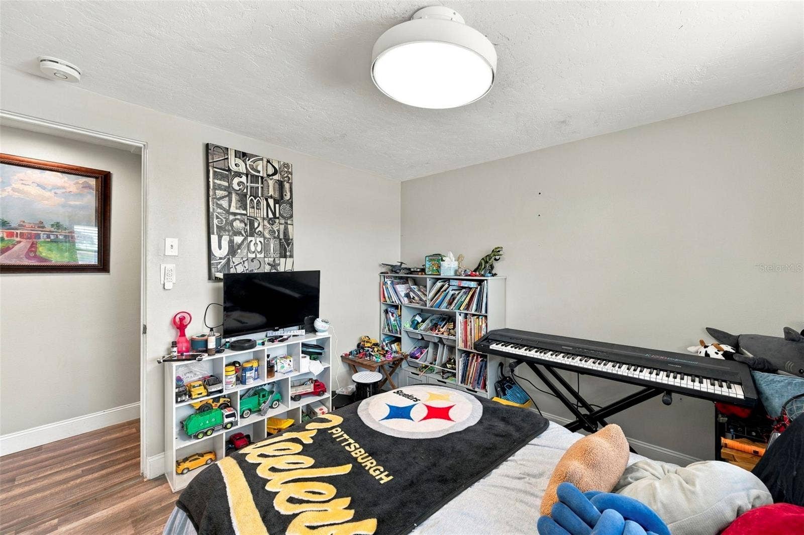 5105 W COUNTRY CLUB DRIVE, Sarasota, FL 34243 5105 W COUNTRY CLUB DRIVE, Sarasota, FL 34243