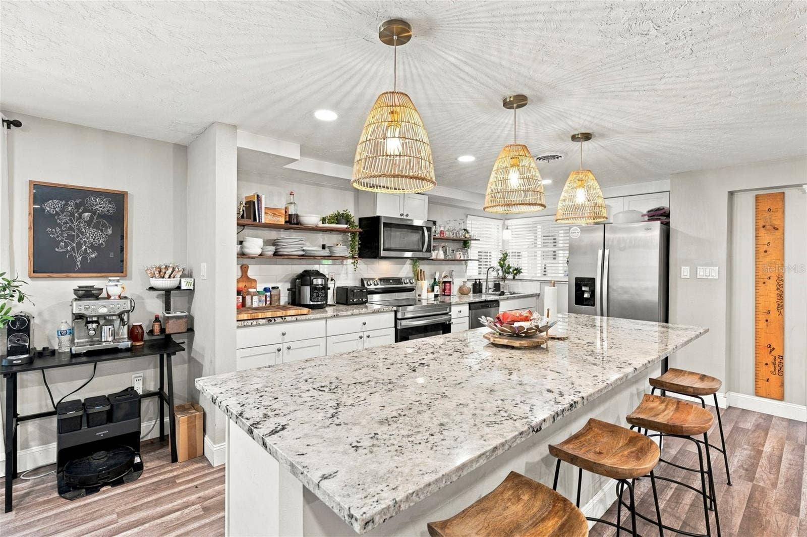 5105 W COUNTRY CLUB DRIVE, Sarasota, FL 34243 5105 W COUNTRY CLUB DRIVE, Sarasota, FL 34243