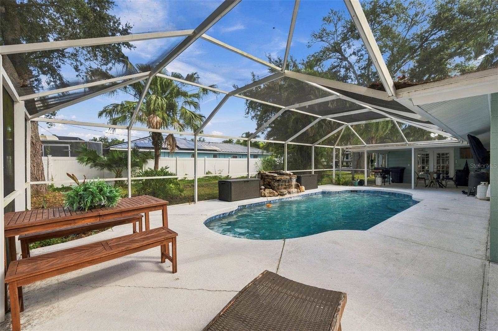 5105 W COUNTRY CLUB DRIVE, Sarasota, FL 34243 5105 W COUNTRY CLUB DRIVE, Sarasota, FL 34243