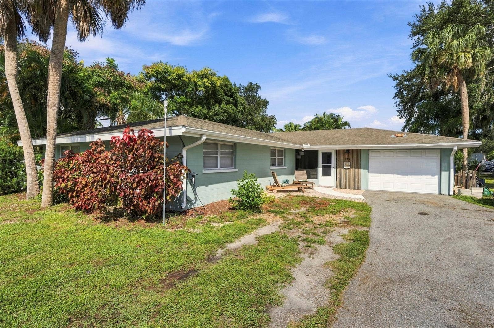 5105 W COUNTRY CLUB DRIVE, Sarasota, FL 34243 5105 W COUNTRY CLUB DRIVE, Sarasota, FL 34243