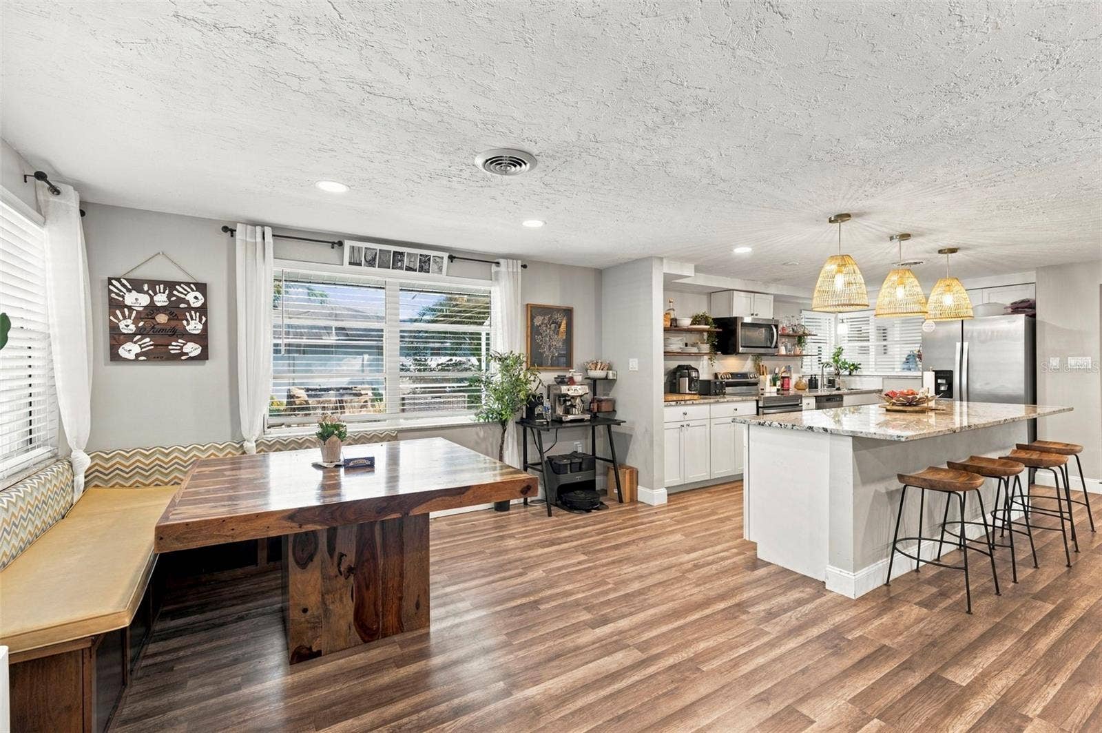 5105 W COUNTRY CLUB DRIVE, Sarasota, FL 34243 5105 W COUNTRY CLUB DRIVE, Sarasota, FL 34243