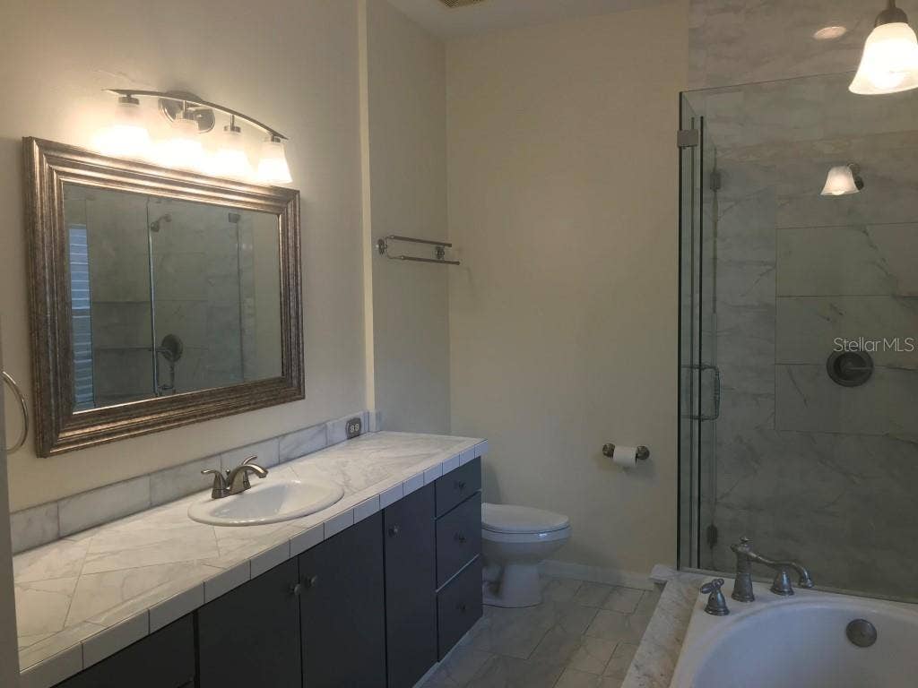 10409 MULLIGAN COURT, Tampa, FL 33647 10409 MULLIGAN COURT, Tampa, FL 33647