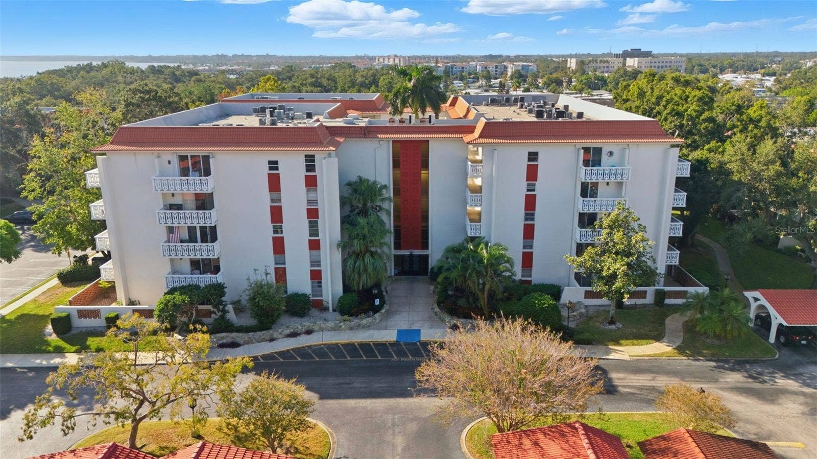 2630 PEARCE DRIVE, #211, Clearwater, FL 33764 2630 PEARCE DRIVE, #211, Clearwater, FL 33764