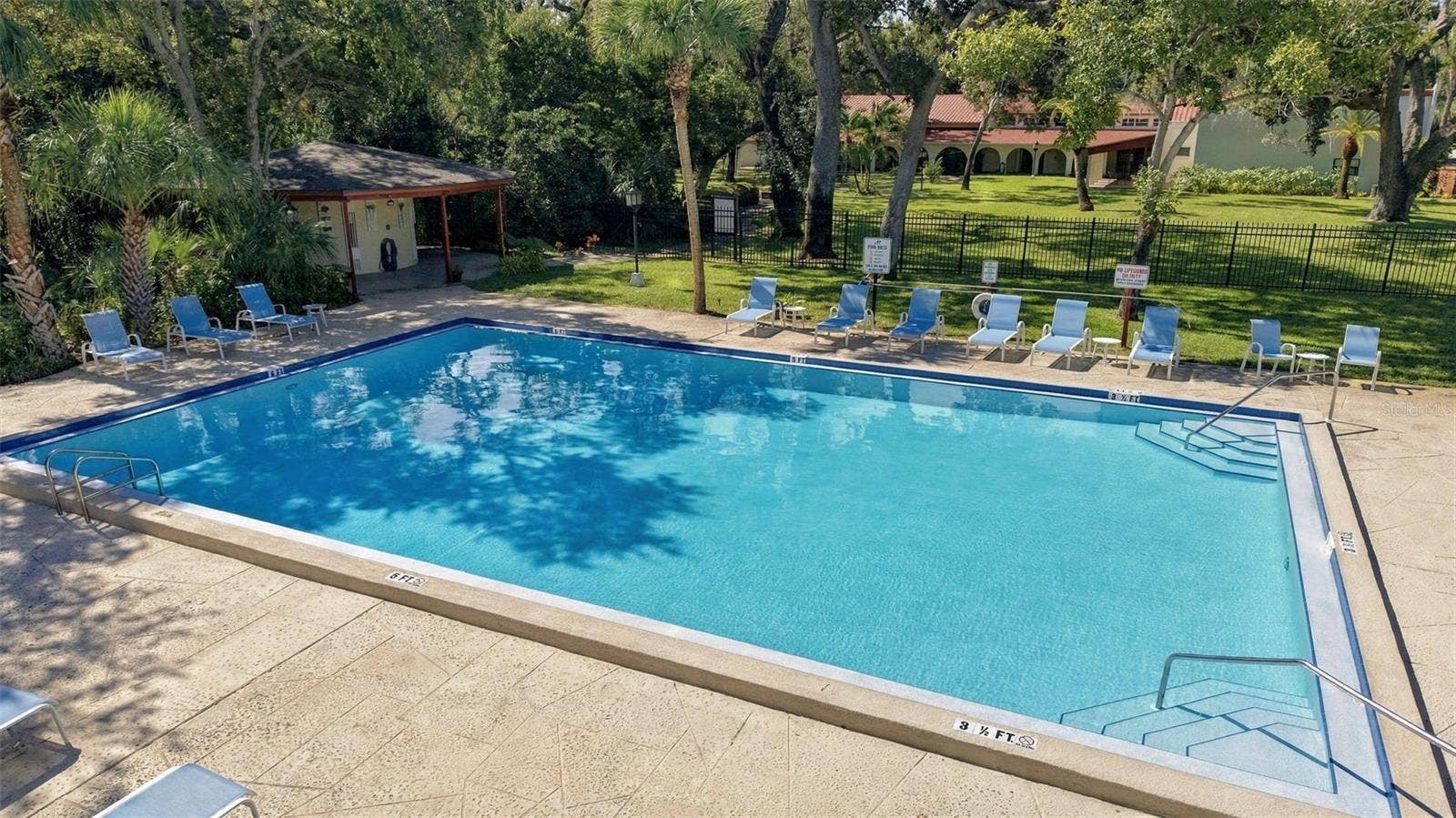 2630 PEARCE DRIVE, #211, Clearwater, FL 33764 2630 PEARCE DRIVE, #211, Clearwater, FL 33764