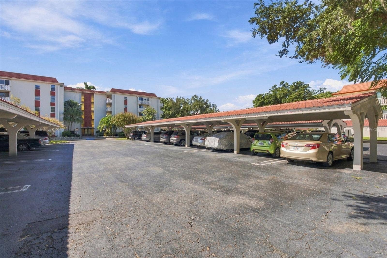 2630 PEARCE DRIVE, #211, Clearwater, FL 33764 2630 PEARCE DRIVE, #211, Clearwater, FL 33764