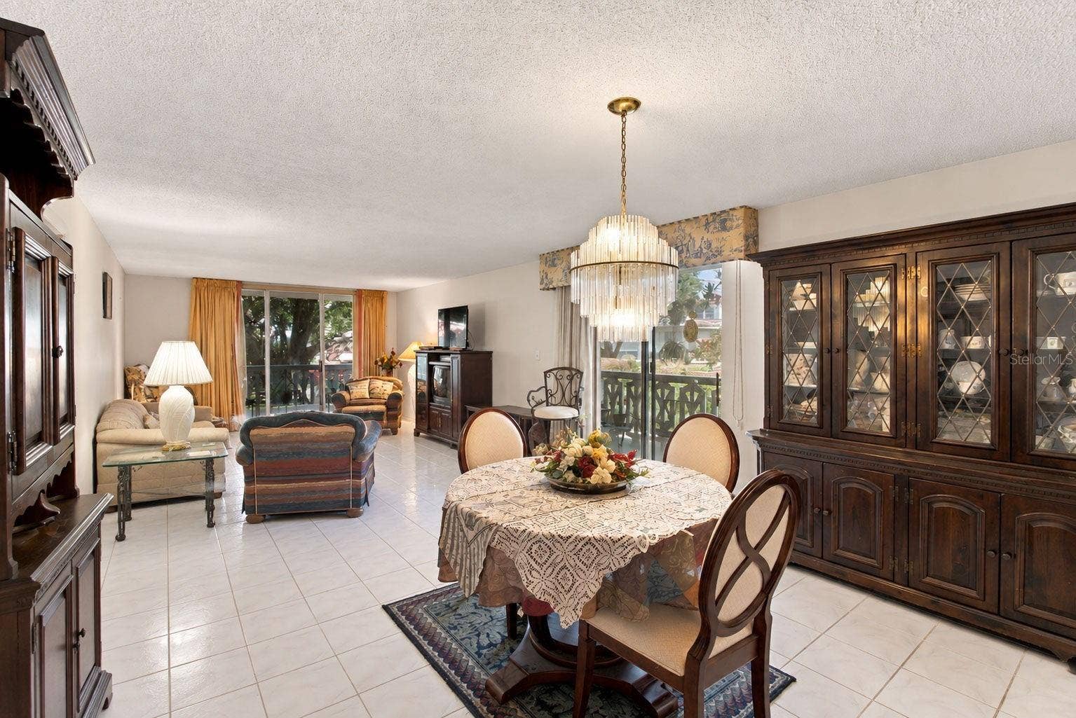 2630 PEARCE DRIVE, #211, Clearwater, FL 33764 2630 PEARCE DRIVE, #211, Clearwater, FL 33764
