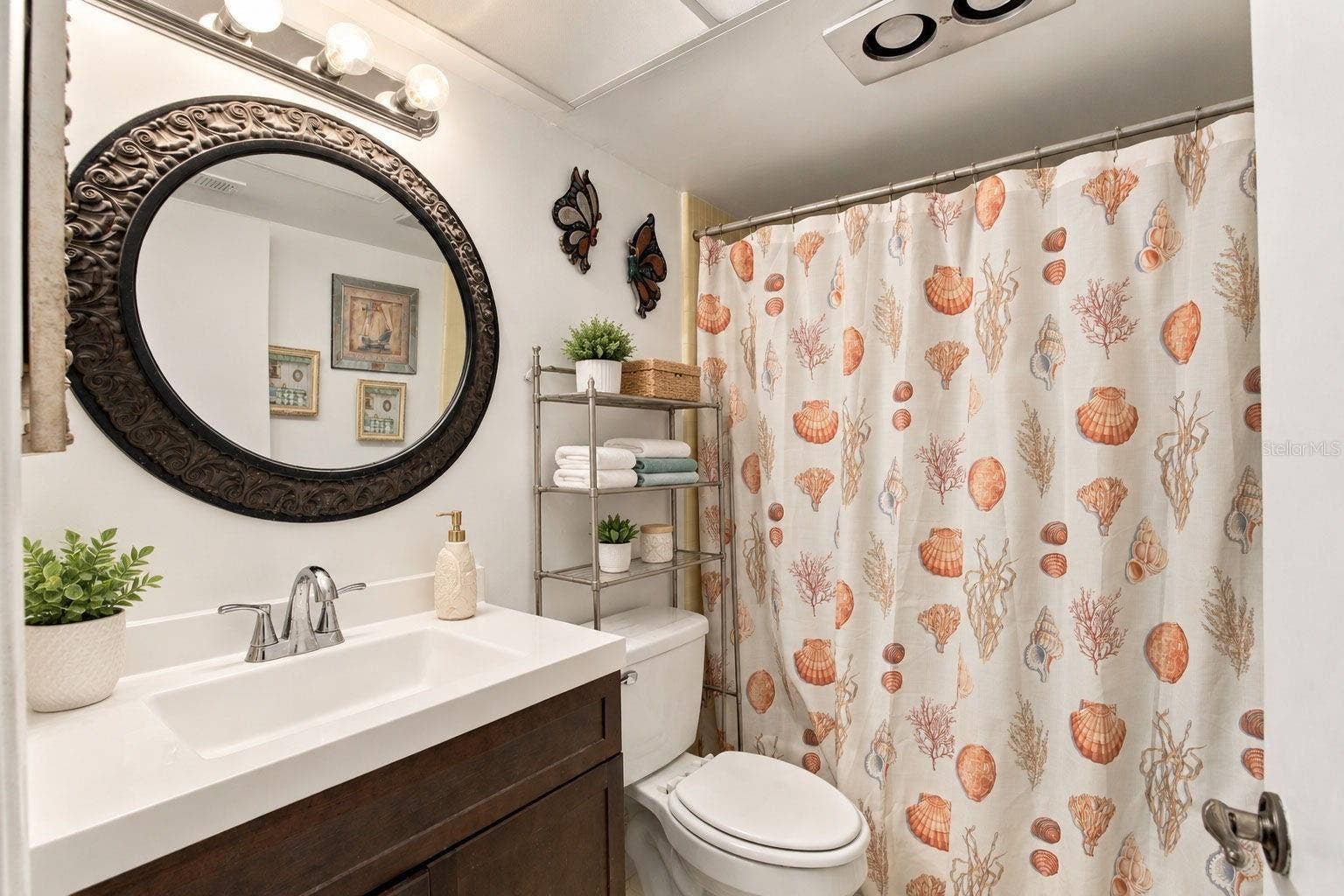 2630 PEARCE DRIVE, #211, Clearwater, FL 33764 2630 PEARCE DRIVE, #211, Clearwater, FL 33764
