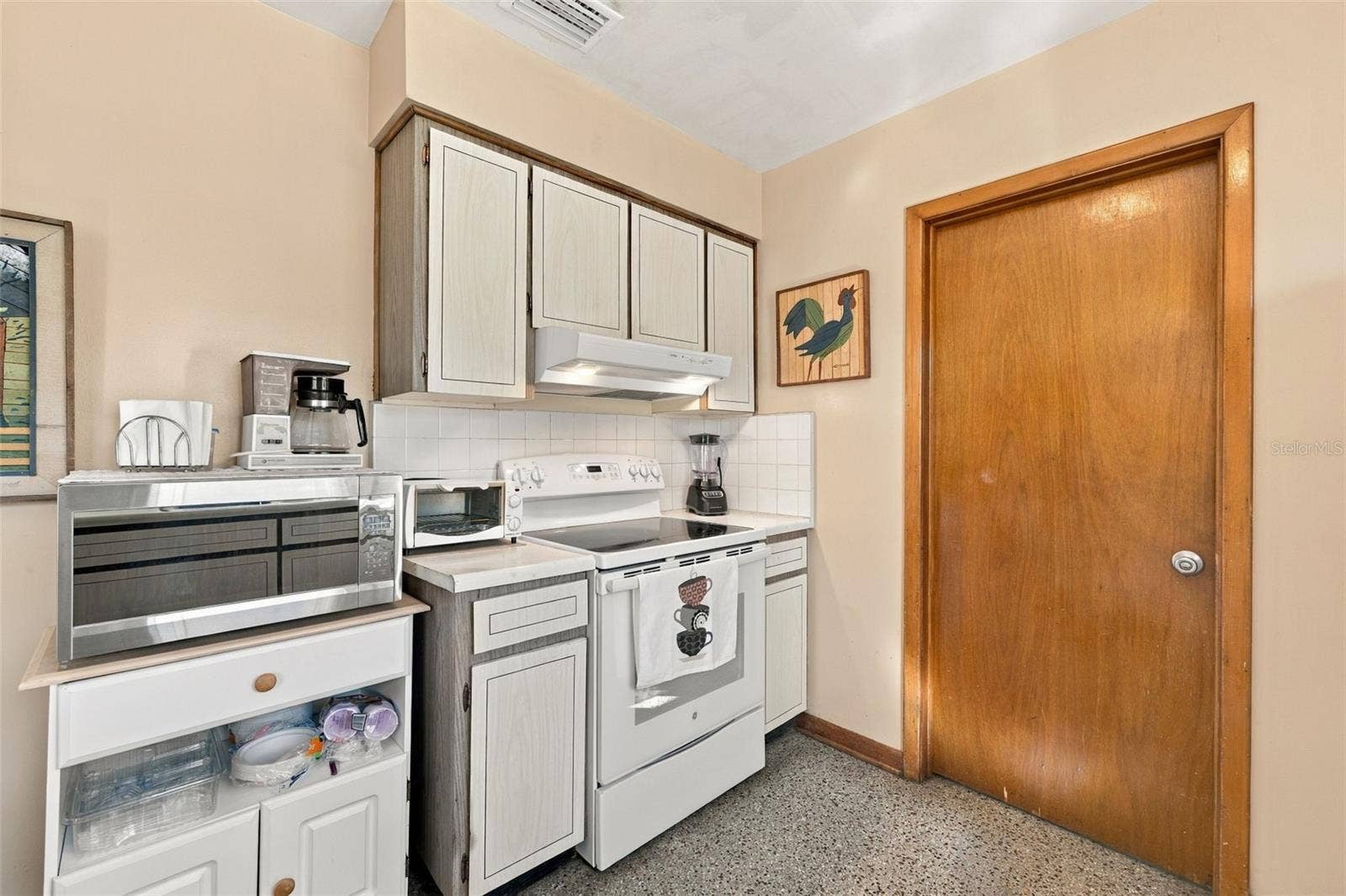 3409 W BRADDOCK STREET, Tampa, FL 33607