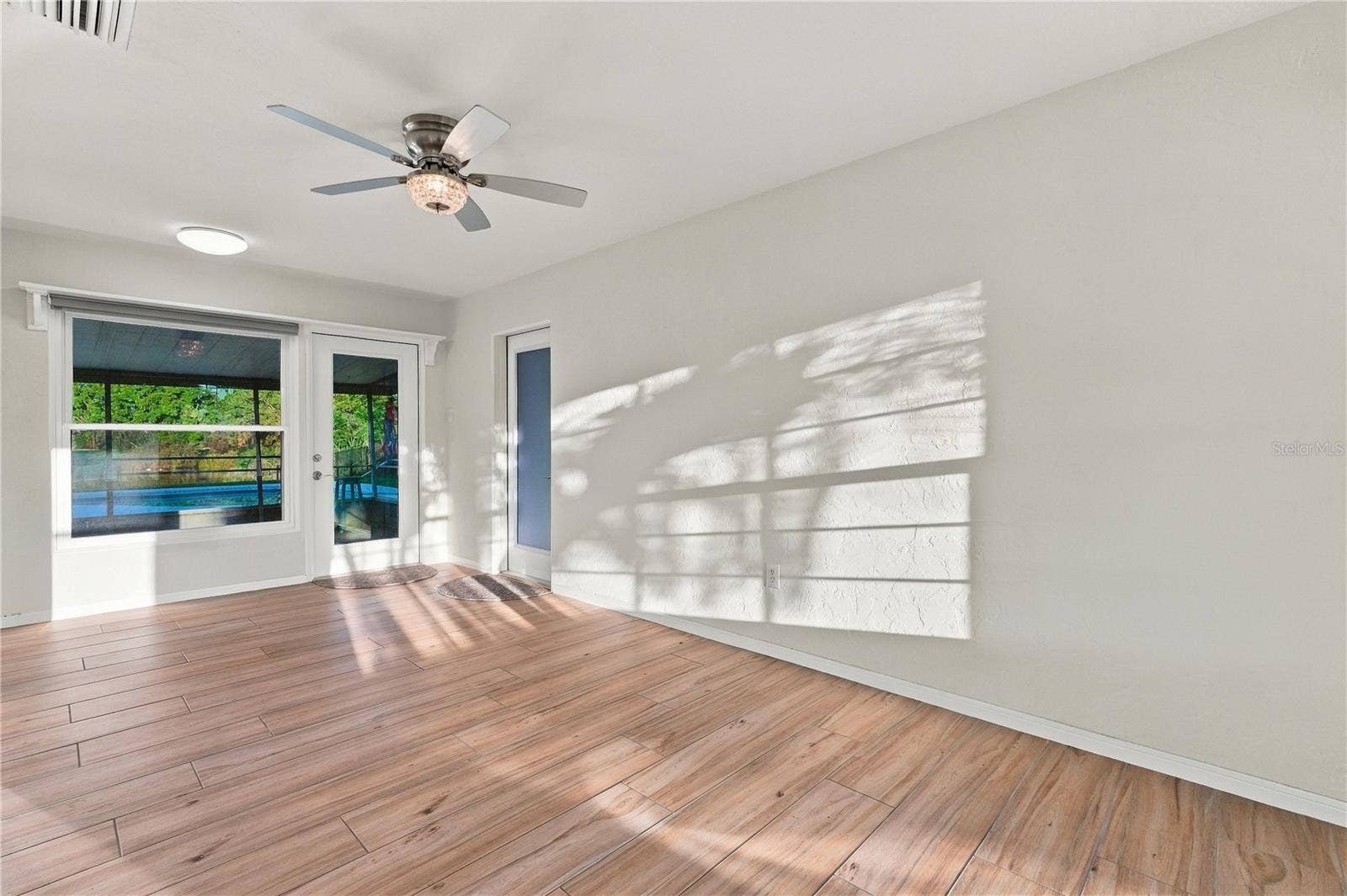 4822 60TH WAY N, Kenneth City, FL 33709