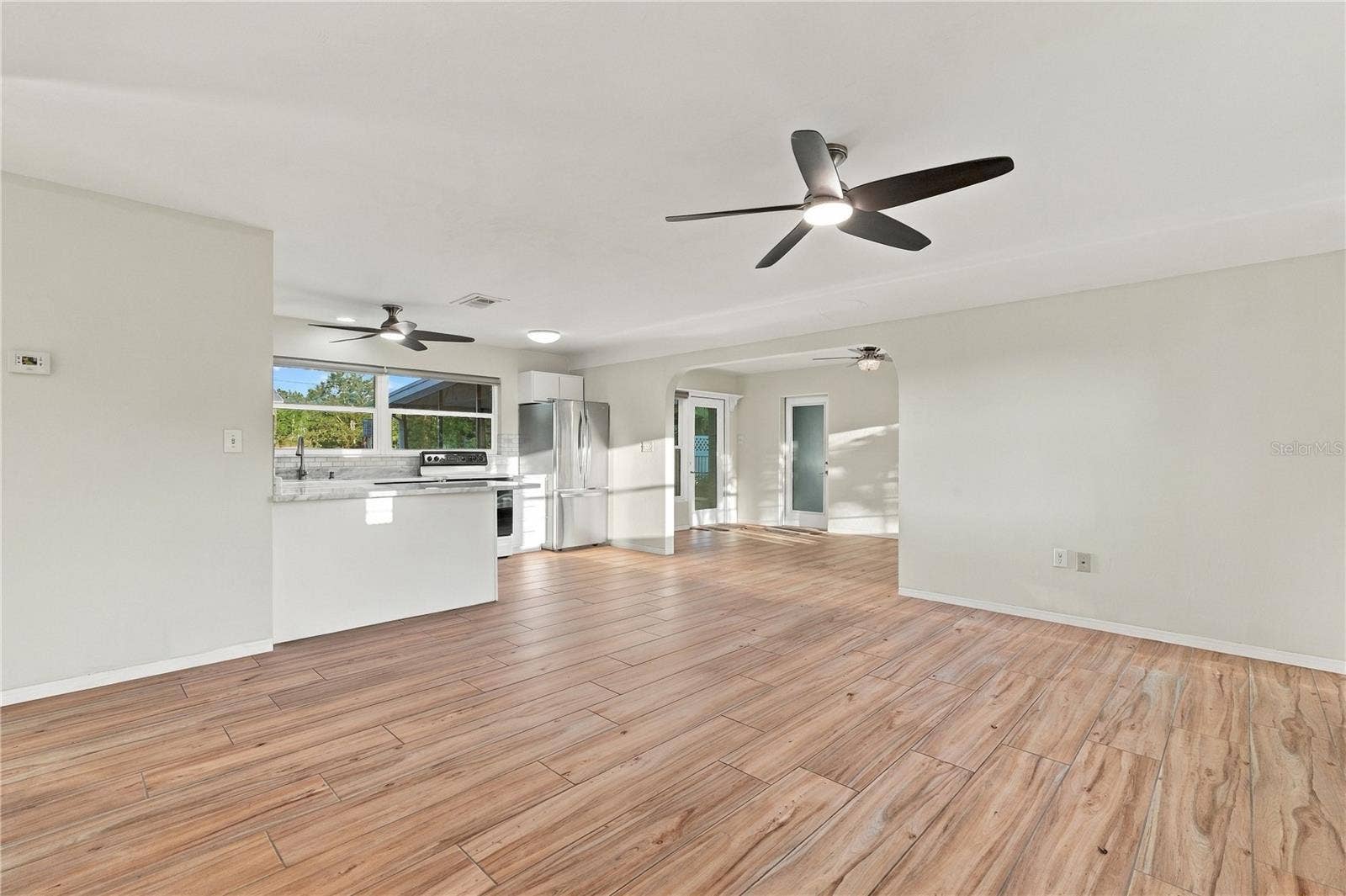 4822 60TH WAY N, Kenneth City, FL 33709