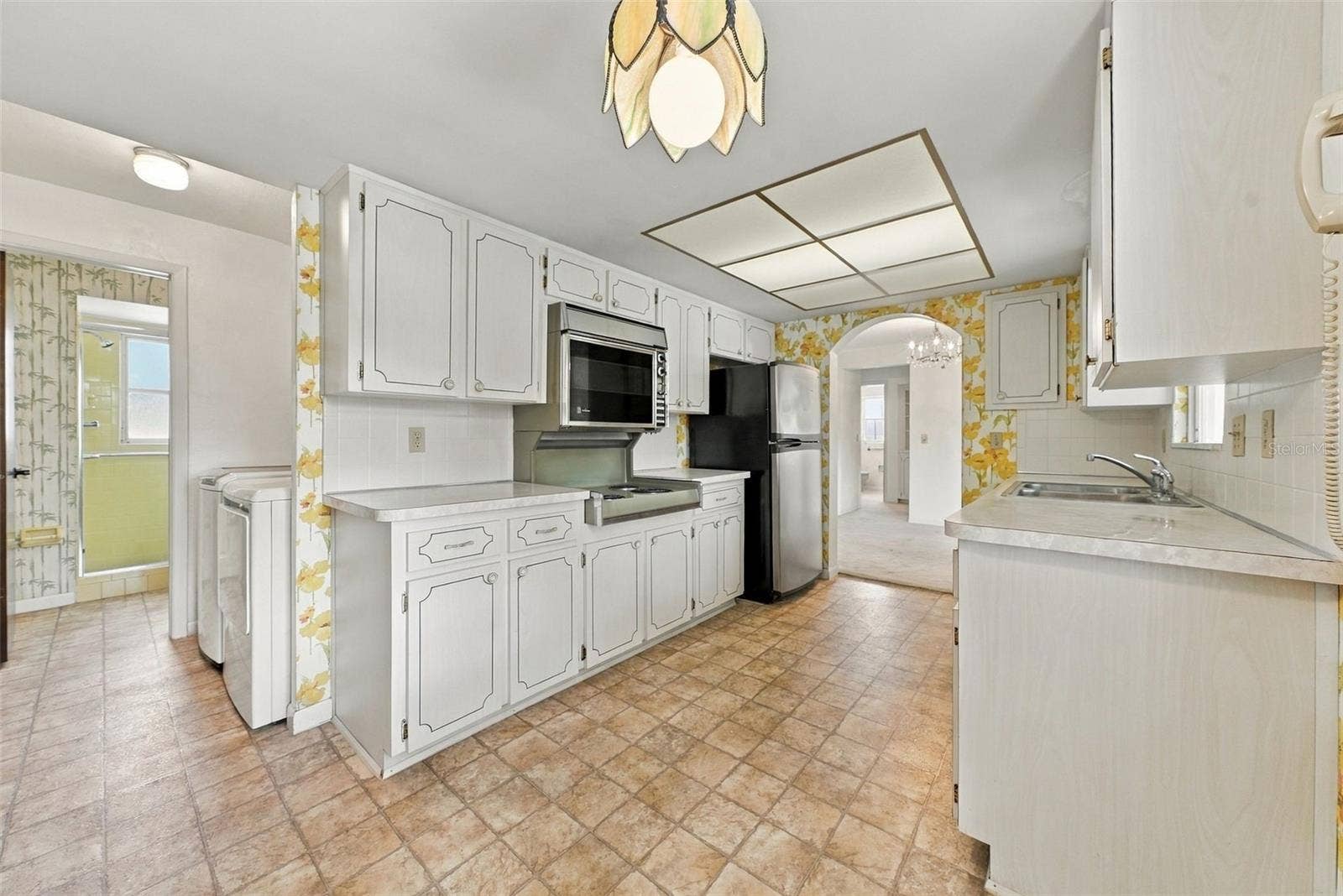 12266 69TH TERRACE, Seminole, FL 33772 Kitchen