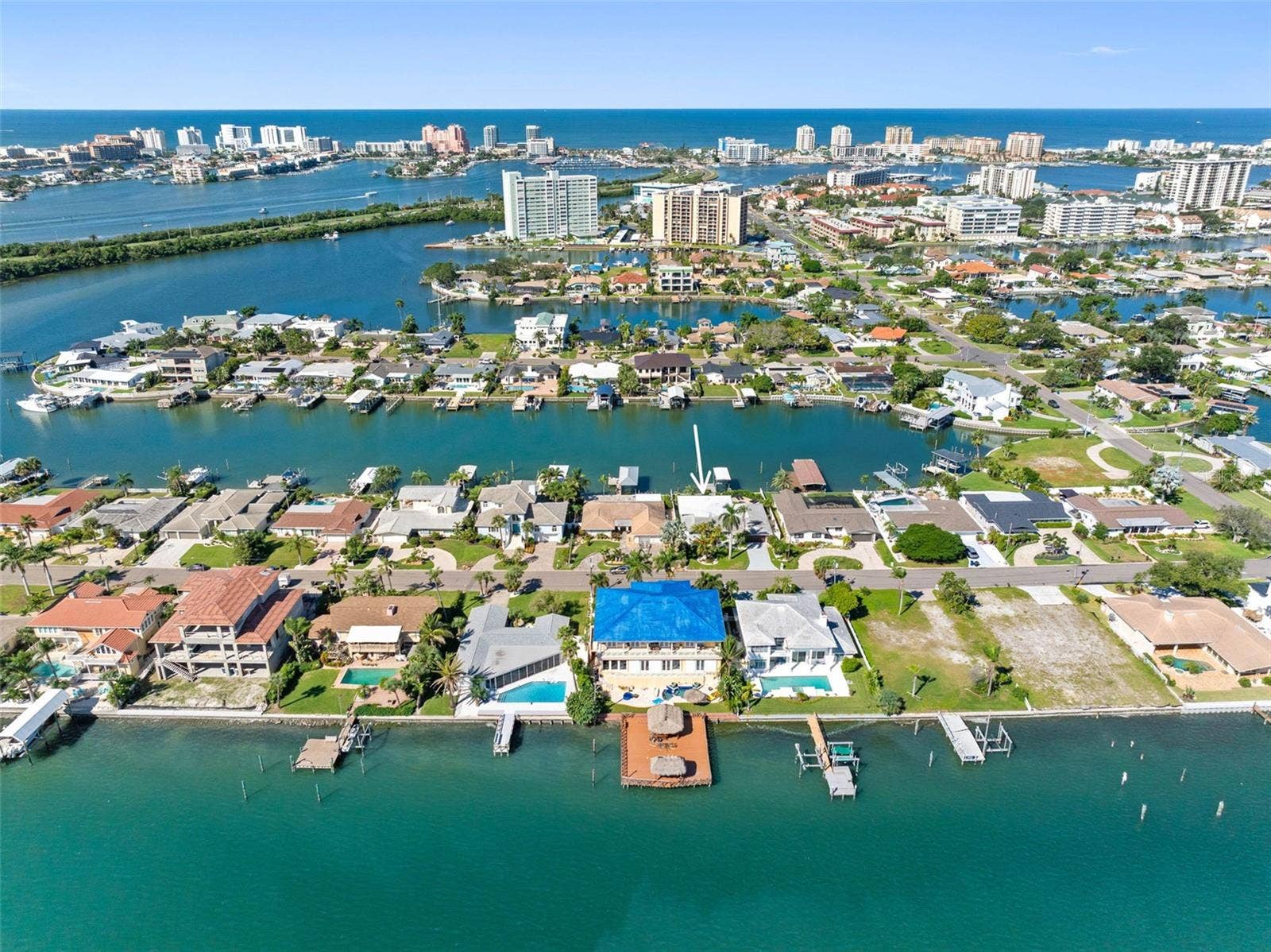 68 S WINDWARD ISLAND W, Clearwater Beach, FL 33767 68 S WINDWARD ISLAND W, Clearwater Beach, FL 33767