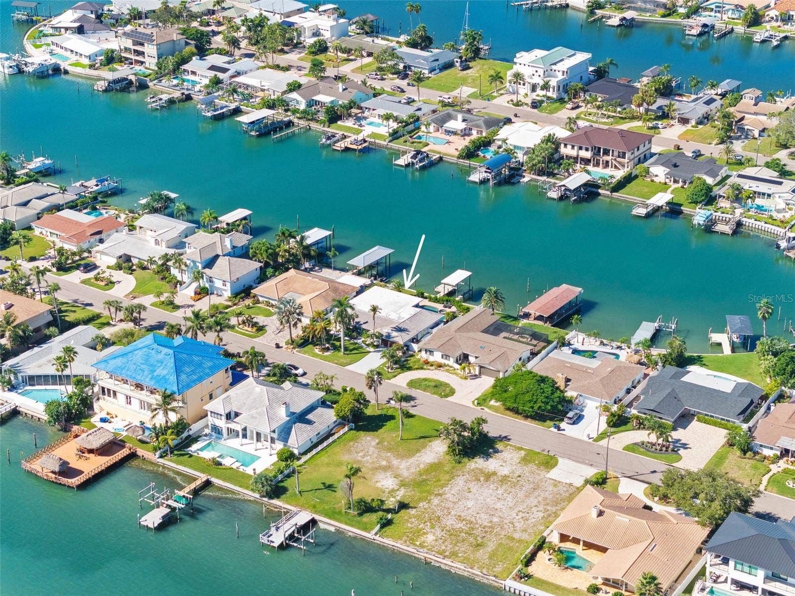 68 S WINDWARD ISLAND W, Clearwater Beach, FL 33767 68 S WINDWARD ISLAND W, Clearwater Beach, FL 33767