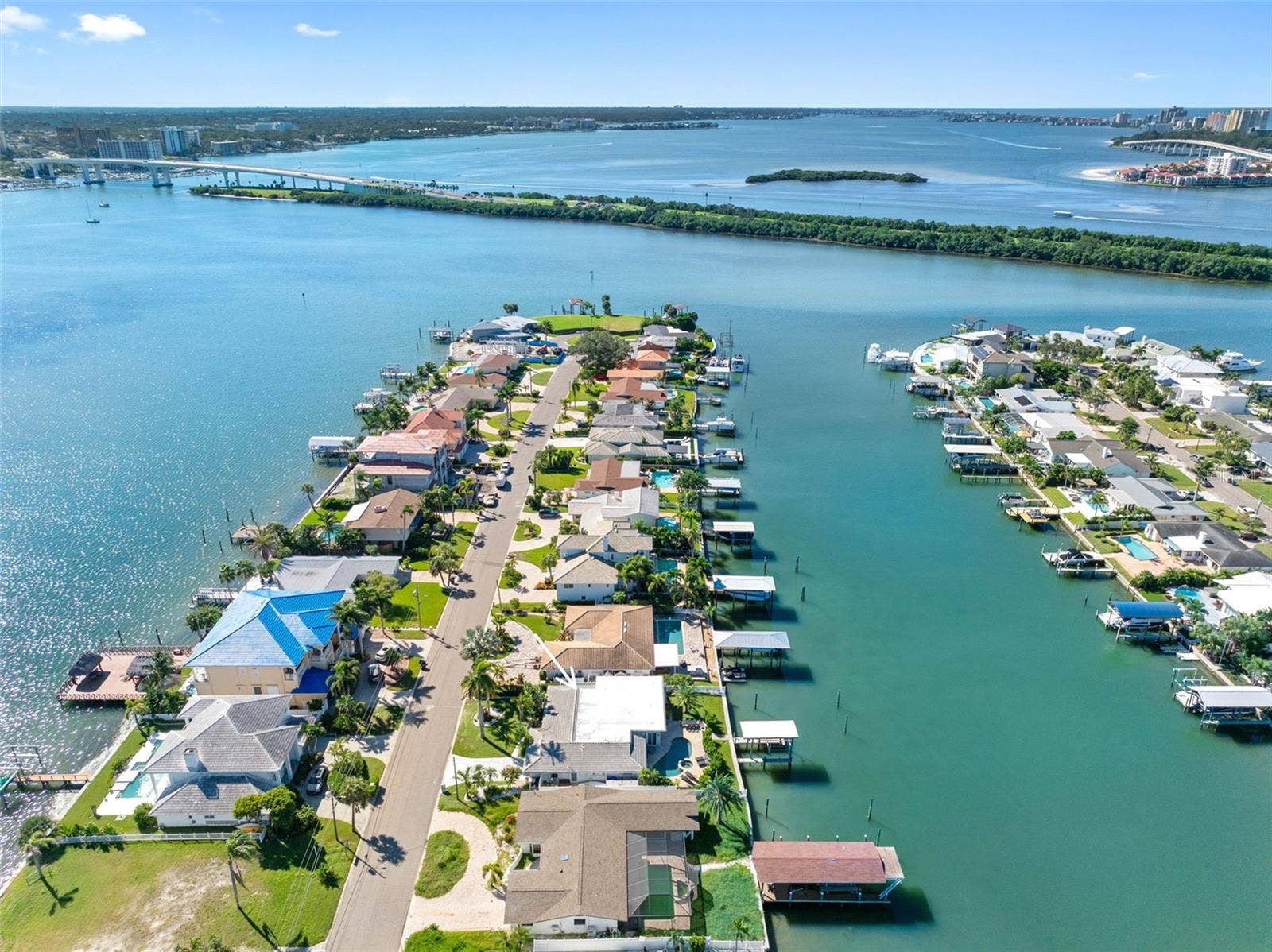 68 S WINDWARD ISLAND W, Clearwater Beach, FL 33767 68 S WINDWARD ISLAND W, Clearwater Beach, FL 33767