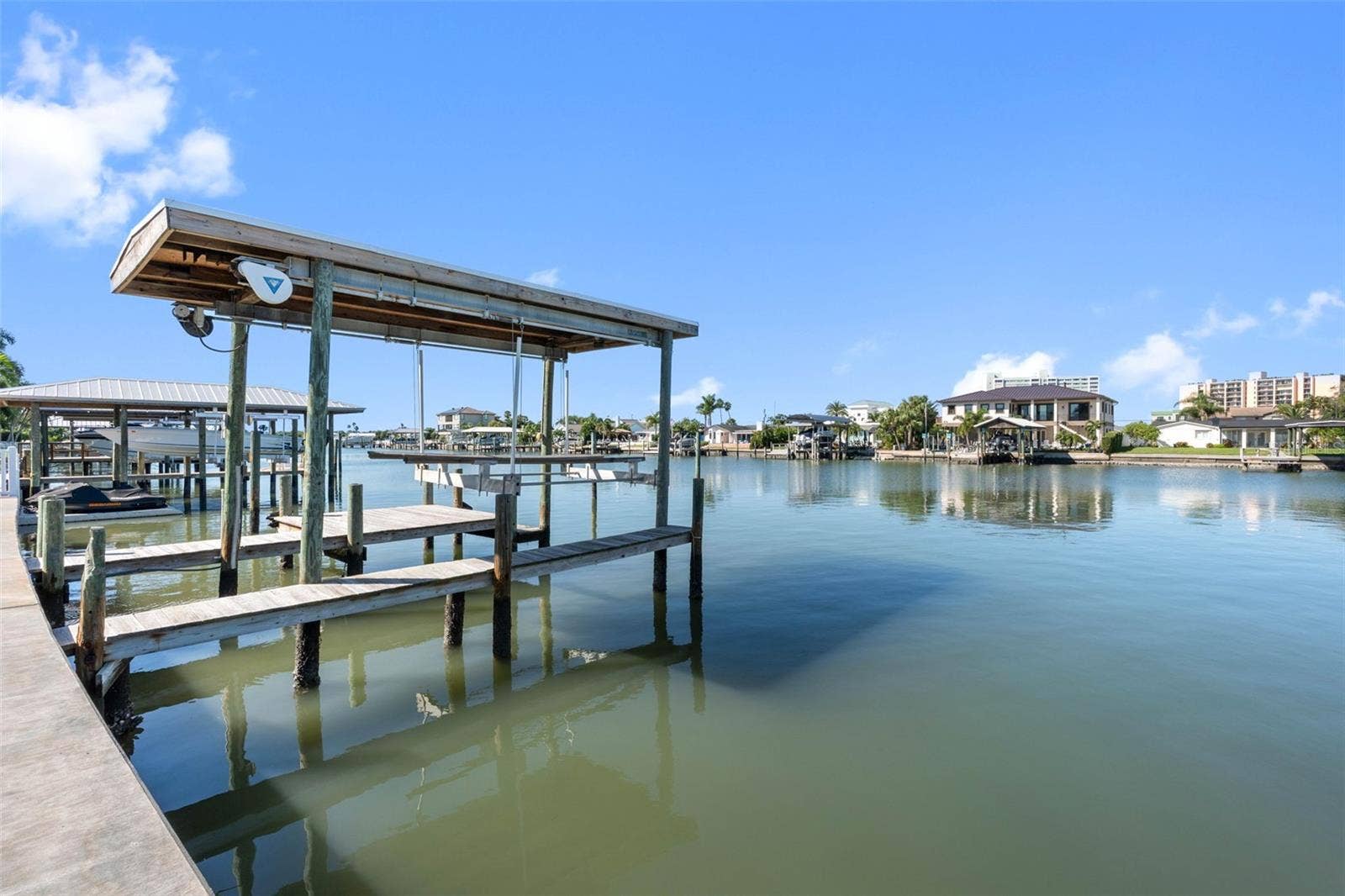 68 S WINDWARD ISLAND W, Clearwater Beach, FL 33767 68 S WINDWARD ISLAND W, Clearwater Beach, FL 33767
