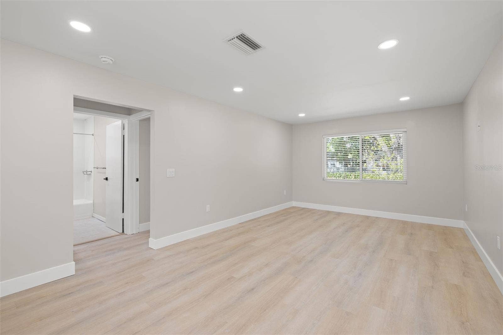1500 SAN MATEO DRIVE, Dunedin, FL 34698 1500 SAN MATEO DRIVE, Dunedin, FL 34698