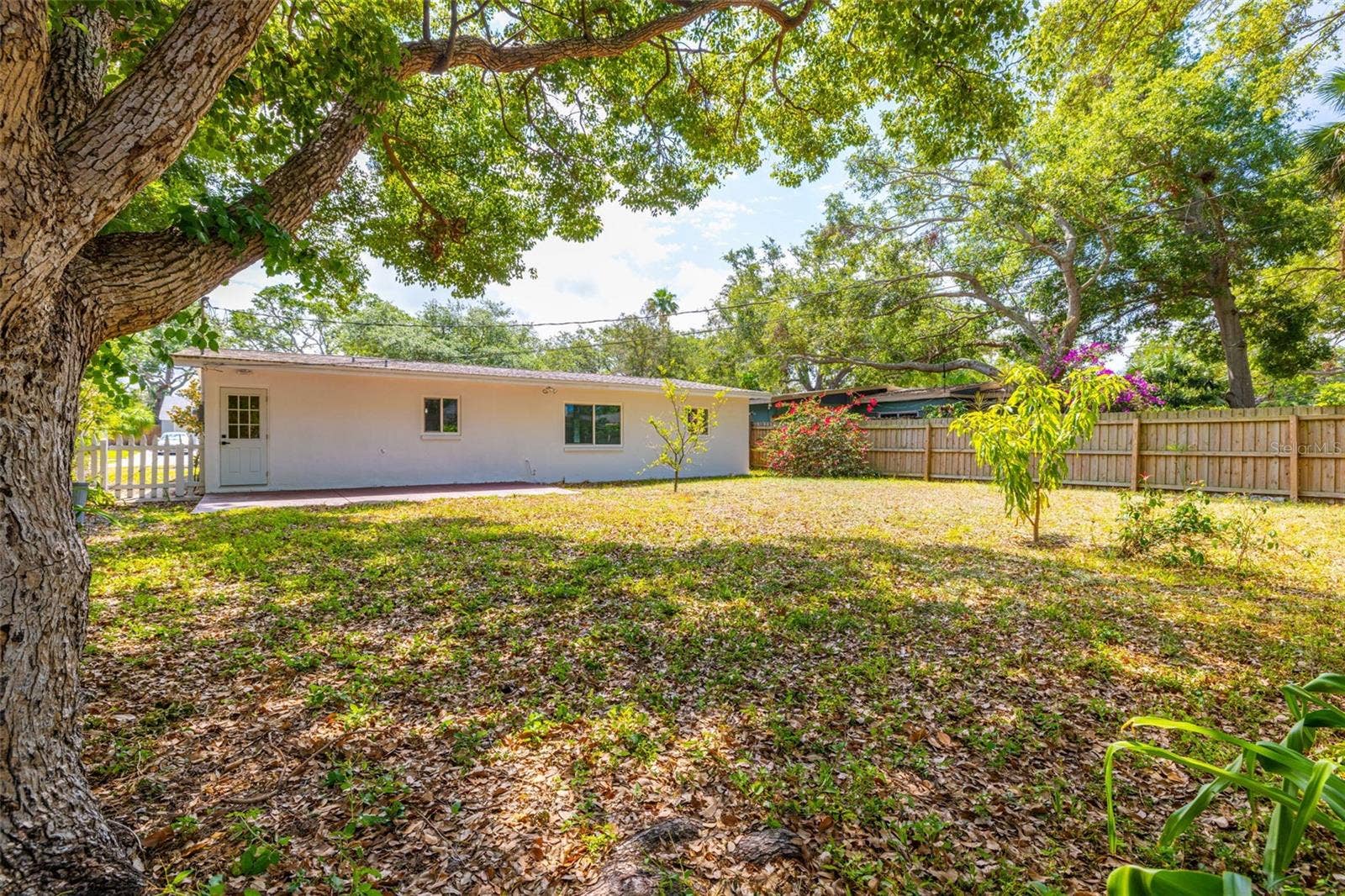 1500 SAN MATEO DRIVE, Dunedin, FL 34698 1500 SAN MATEO DRIVE, Dunedin, FL 34698
