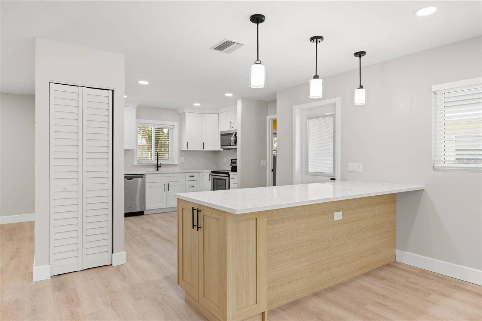 1500 SAN MATEO DRIVE, Dunedin, FL 34698 1500 SAN MATEO DRIVE, Dunedin, FL 34698