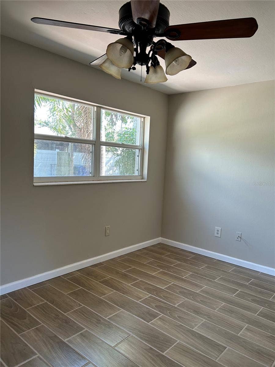 2982 MEADOW VIEW AVENUE, Largo, FL 33771 2982 MEADOW VIEW AVENUE, Largo, FL 33771