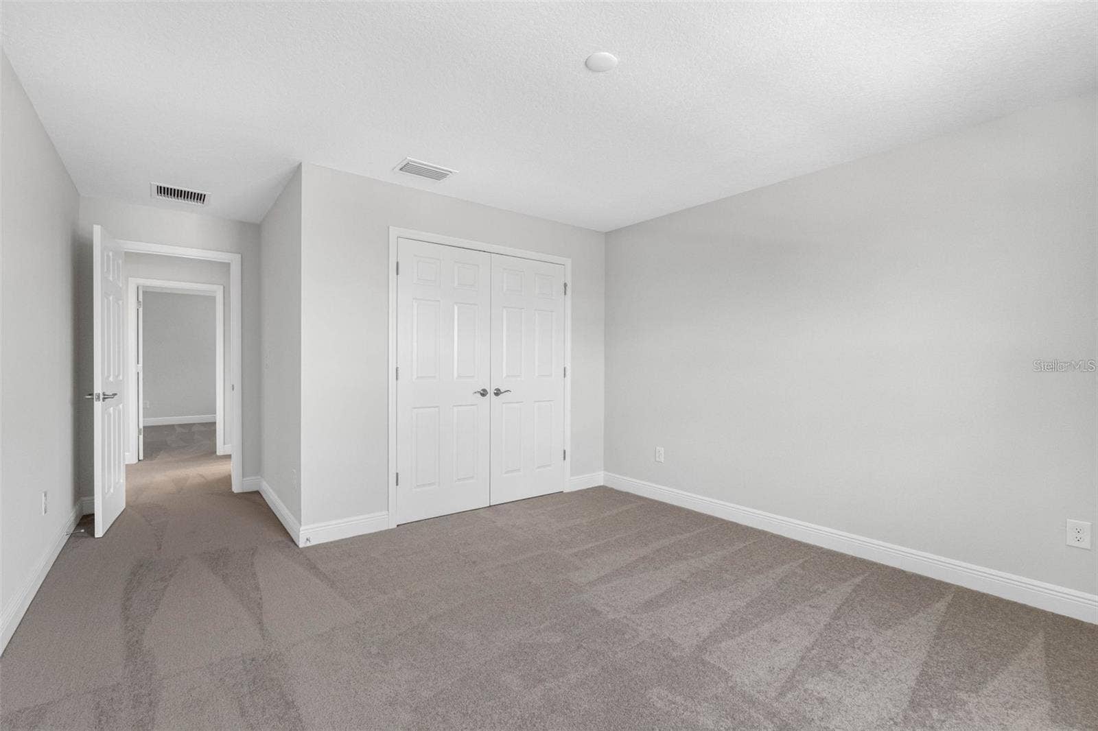14868 SUMMER BRANCH DRIVE, Lithia, FL 33547 14868 SUMMER BRANCH DRIVE, Lithia, FL 33547