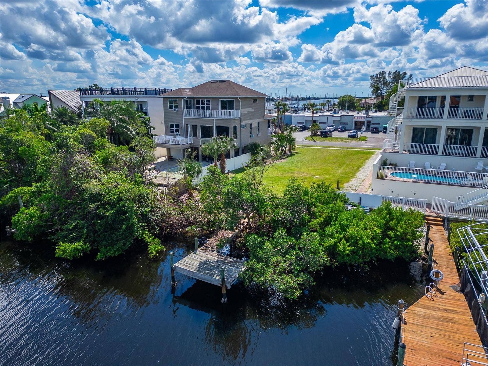 1317 APOLLO BEACH BOULEVARD, Apollo Beach, FL 33572 1317 APOLLO BEACH BOULEVARD, Apollo Beach, FL 33572