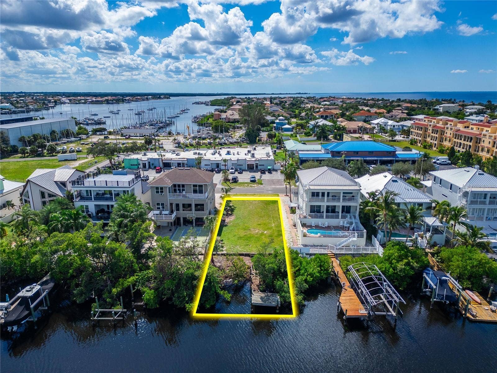 1317 APOLLO BEACH BOULEVARD, Apollo Beach, FL 33572 1317 APOLLO BEACH BOULEVARD, Apollo Beach, FL 33572