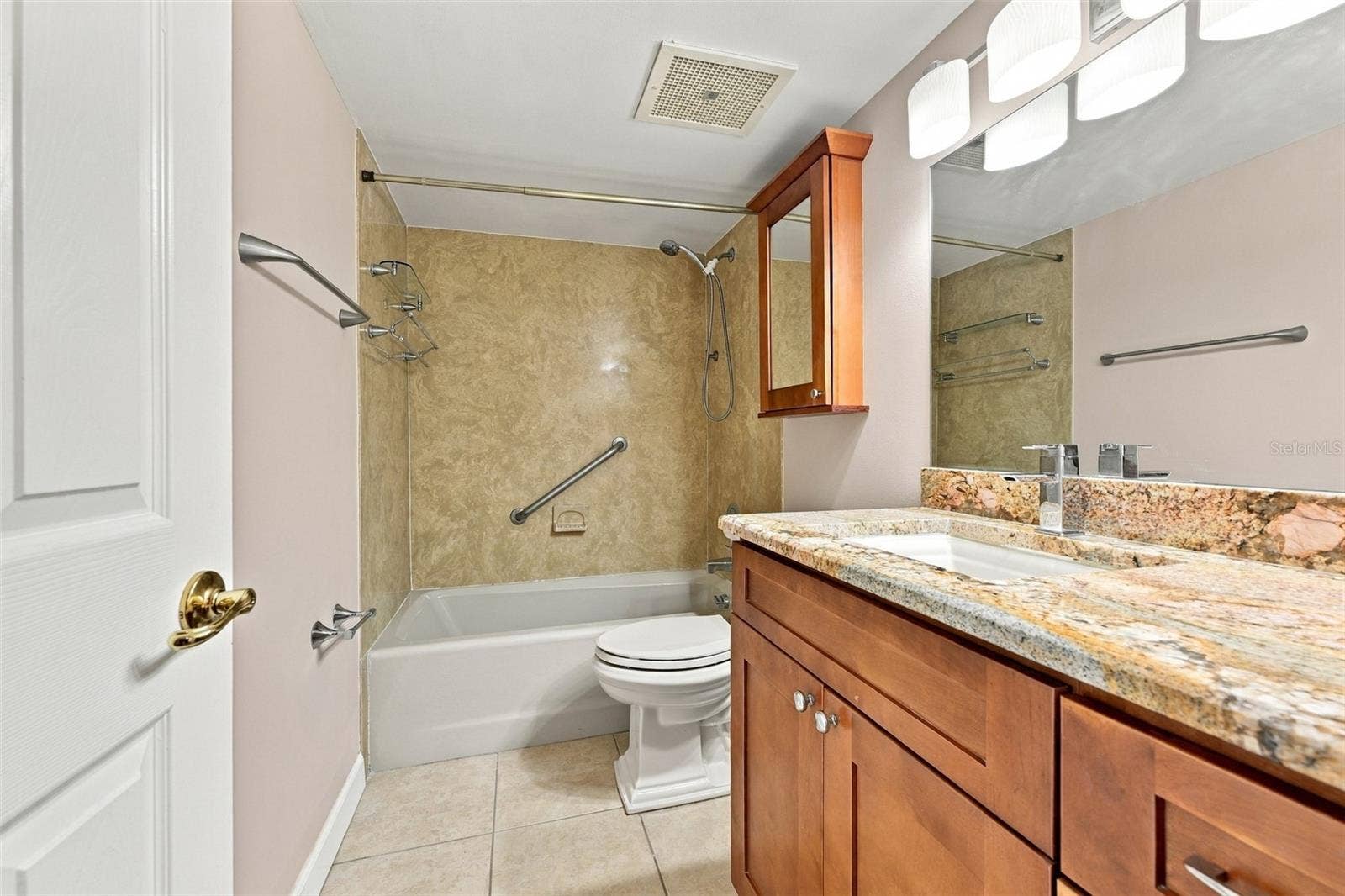 2413 BAYSHORE BOULEVARD, #1005, Tampa, FL 33629 2413 BAYSHORE BOULEVARD, #1005, Tampa, FL 33629