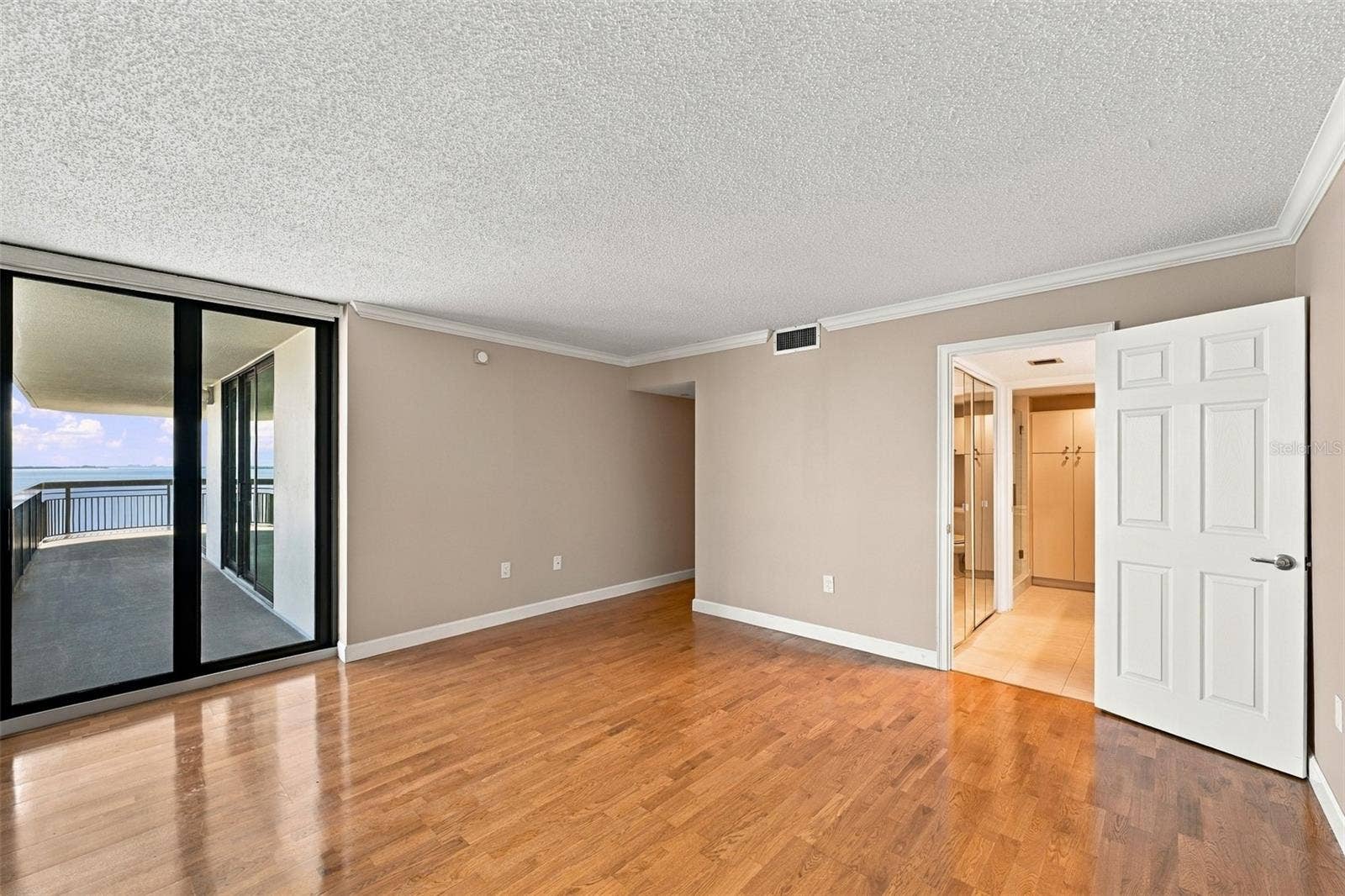 2413 BAYSHORE BOULEVARD, #1005, Tampa, FL 33629 2413 BAYSHORE BOULEVARD, #1005, Tampa, FL 33629