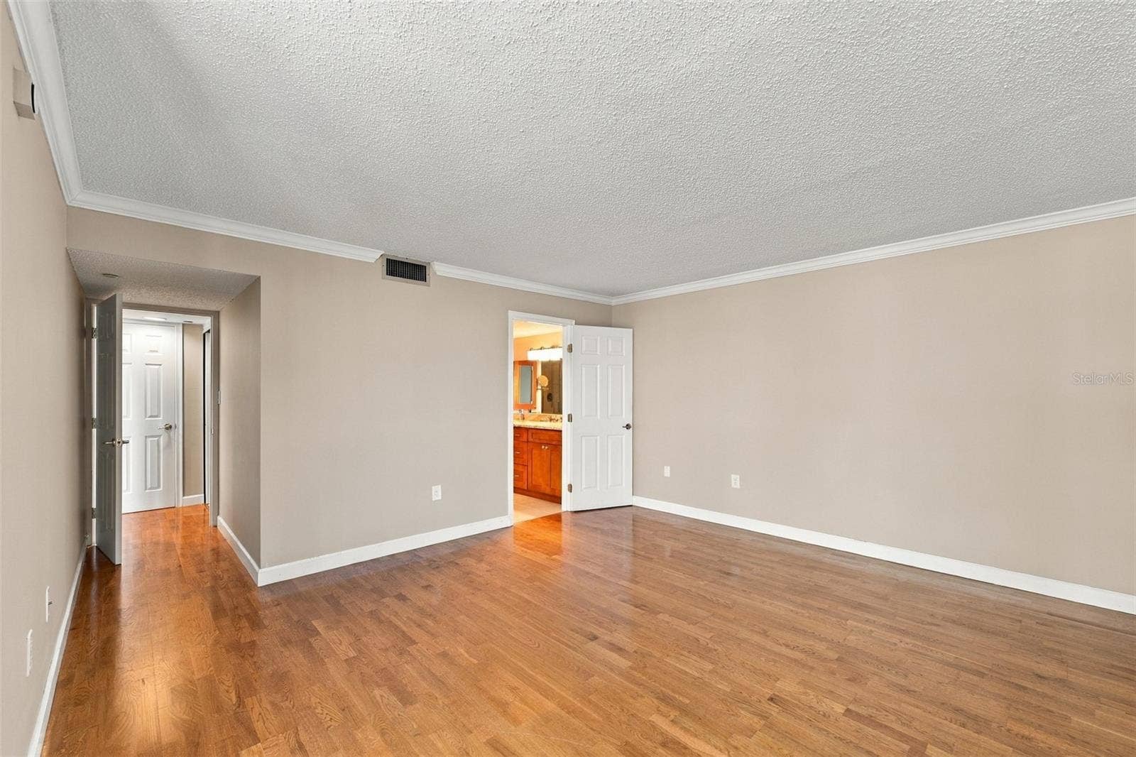2413 BAYSHORE BOULEVARD, #1005, Tampa, FL 33629 2413 BAYSHORE BOULEVARD, #1005, Tampa, FL 33629