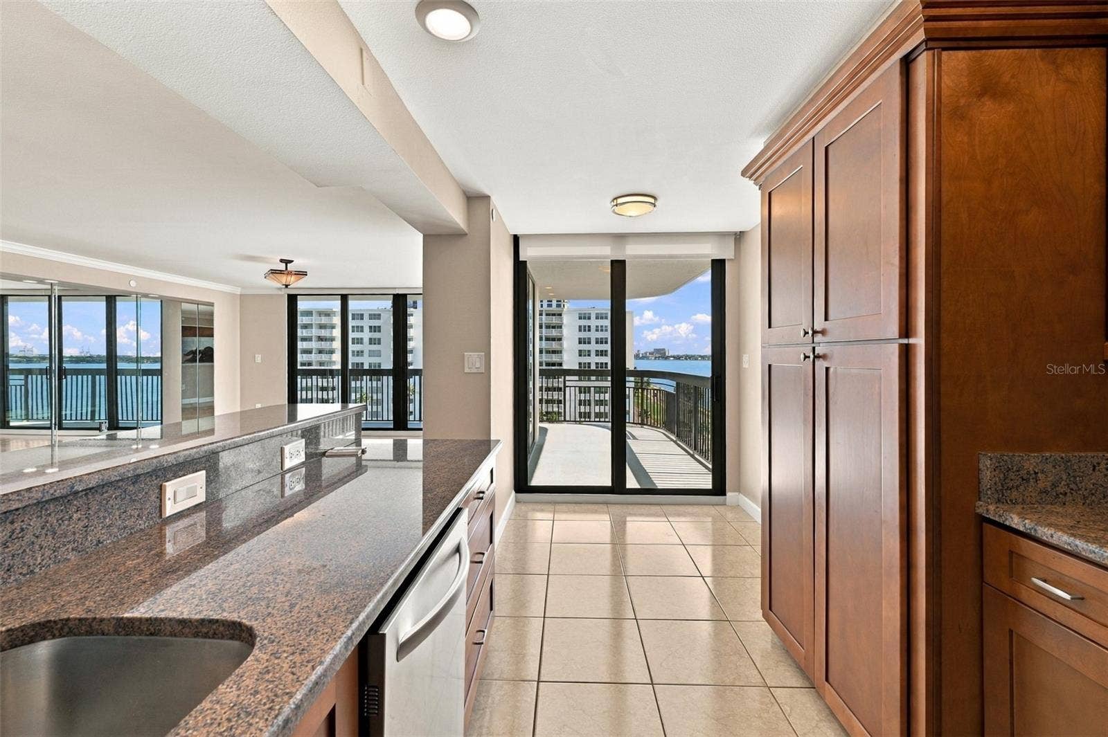 2413 BAYSHORE BOULEVARD, #1005, Tampa, FL 33629 2413 BAYSHORE BOULEVARD, #1005, Tampa, FL 33629
