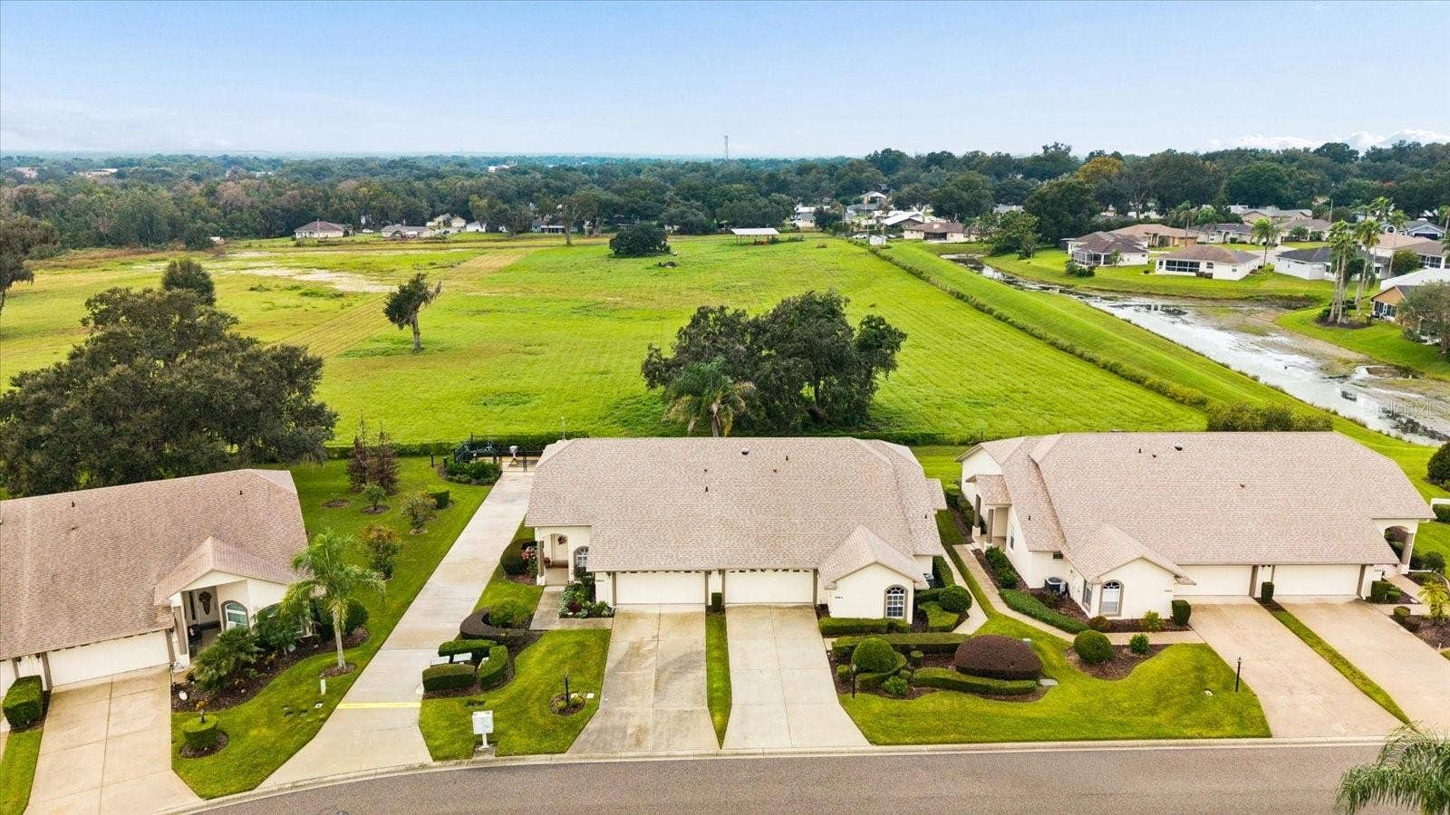 6864 BENDELOW DRIVE, Lakeland, FL 33810 6864 BENDELOW DRIVE, Lakeland, FL 33810