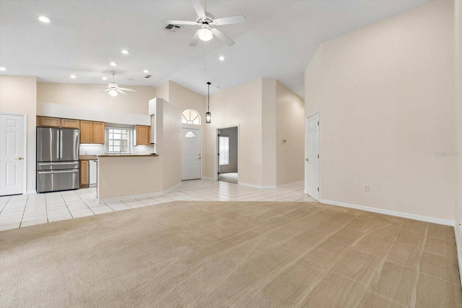6864 BENDELOW DRIVE, Lakeland, FL 33810 6864 BENDELOW DRIVE, Lakeland, FL 33810