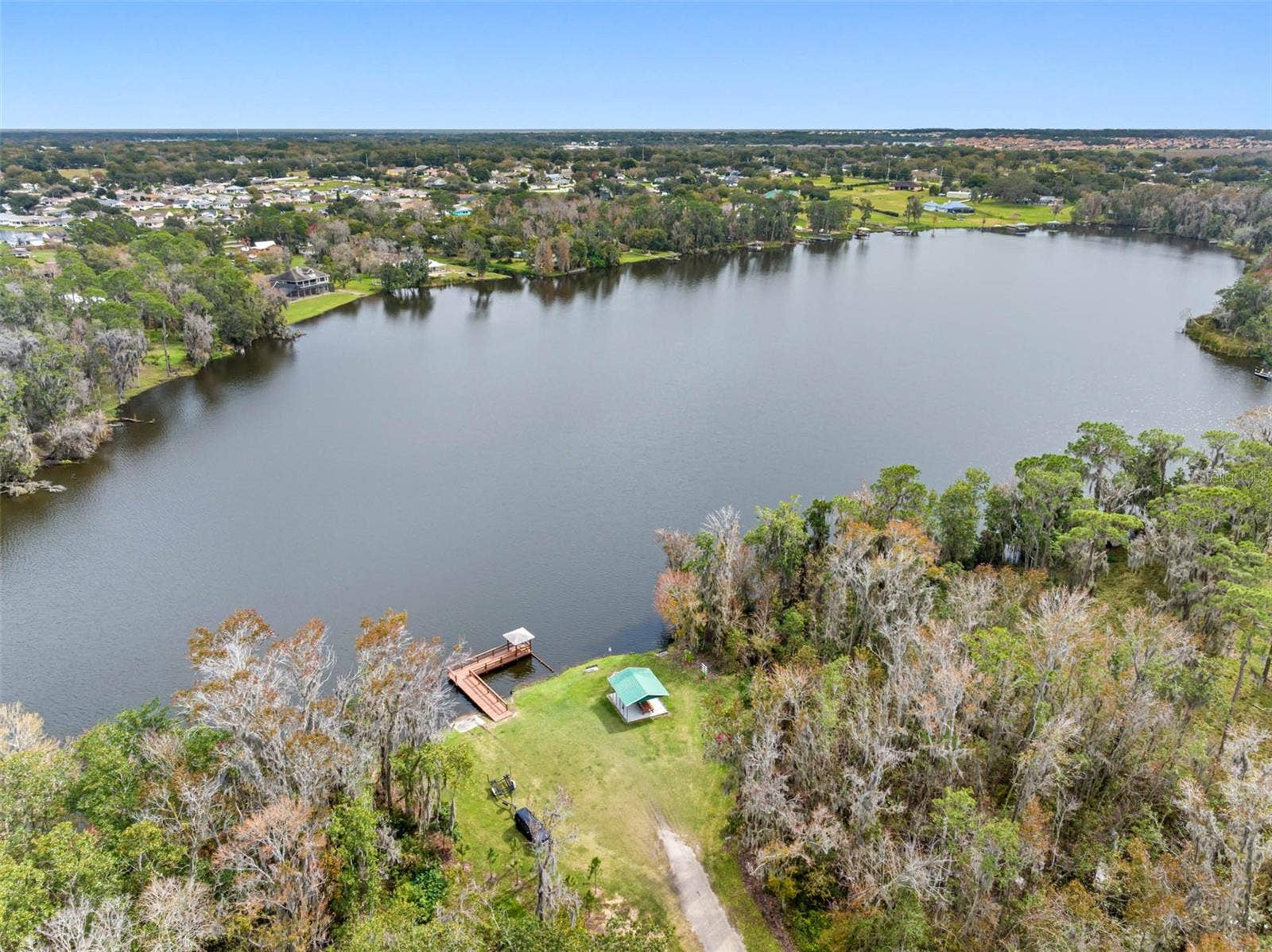 6864 BENDELOW DRIVE, Lakeland, FL 33810 6864 BENDELOW DRIVE, Lakeland, FL 33810