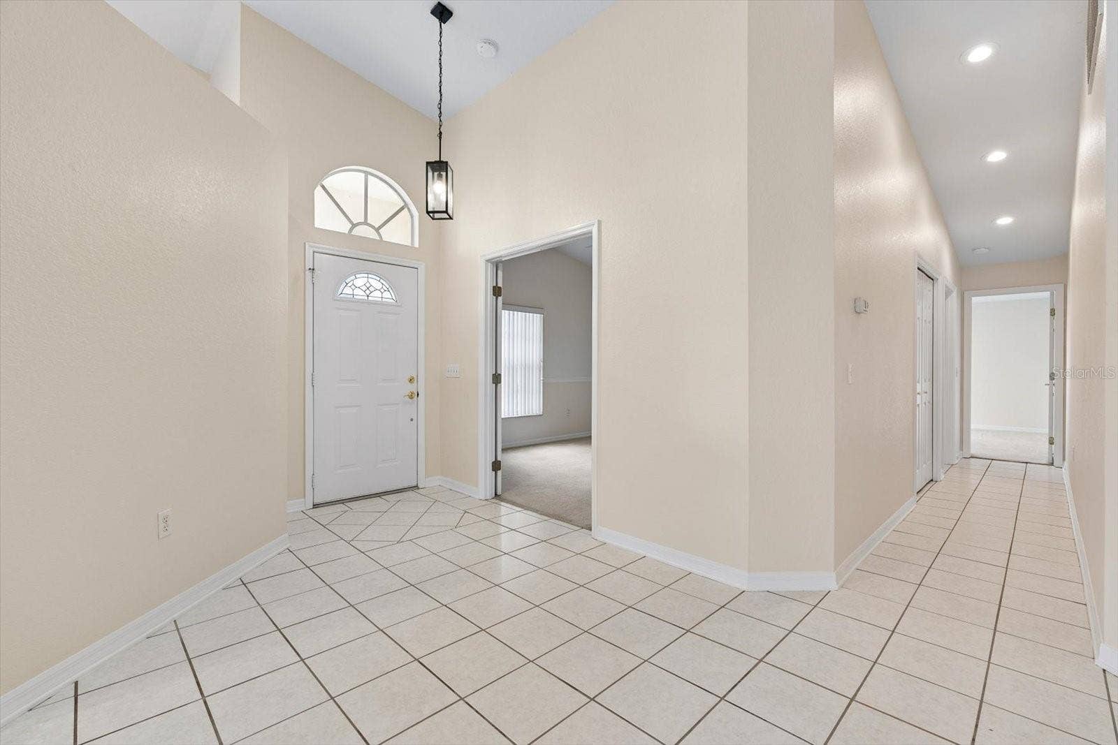 6864 BENDELOW DRIVE, Lakeland, FL 33810 6864 BENDELOW DRIVE, Lakeland, FL 33810
