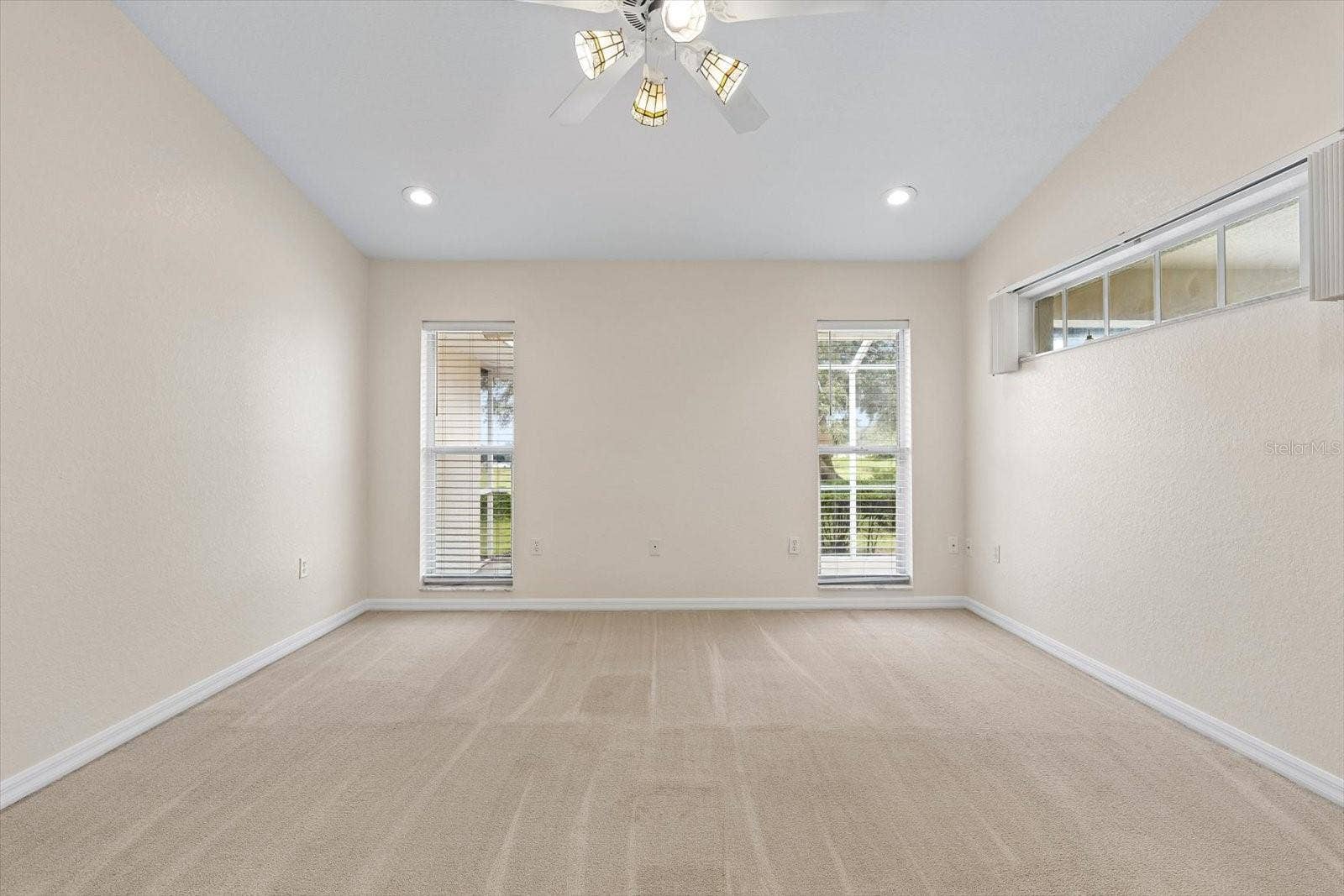 6864 BENDELOW DRIVE, Lakeland, FL 33810 6864 BENDELOW DRIVE, Lakeland, FL 33810