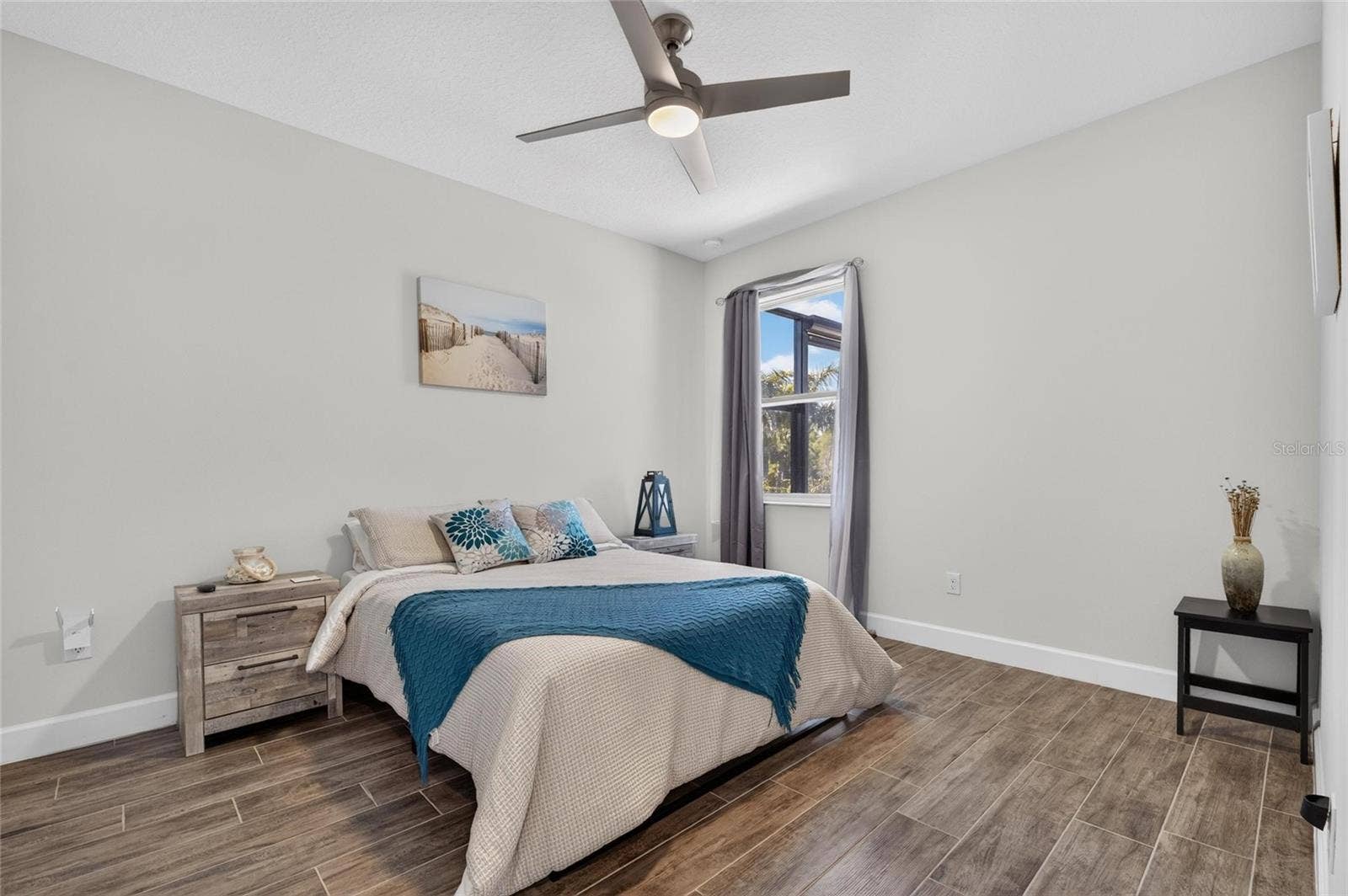 816 MANNS HARBOR DRIVE, Apollo Beach, FL 33572 816 MANNS HARBOR DRIVE, Apollo Beach, FL 33572