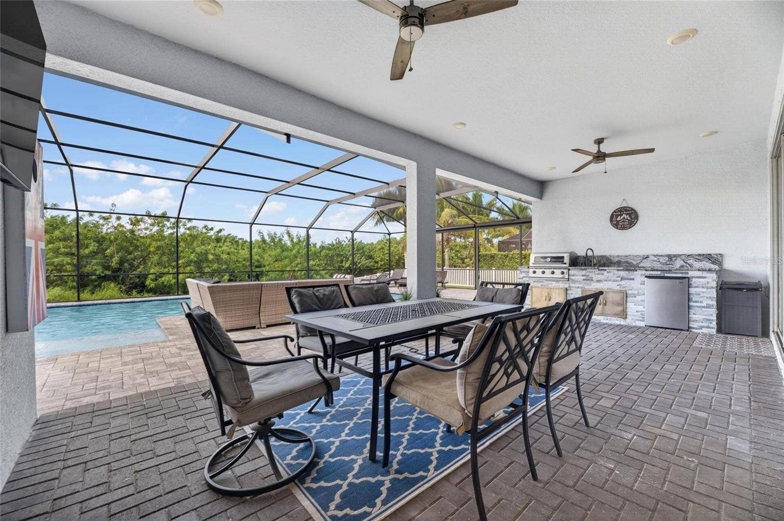 816 MANNS HARBOR DRIVE, Apollo Beach, FL 33572 816 MANNS HARBOR DRIVE, Apollo Beach, FL 33572