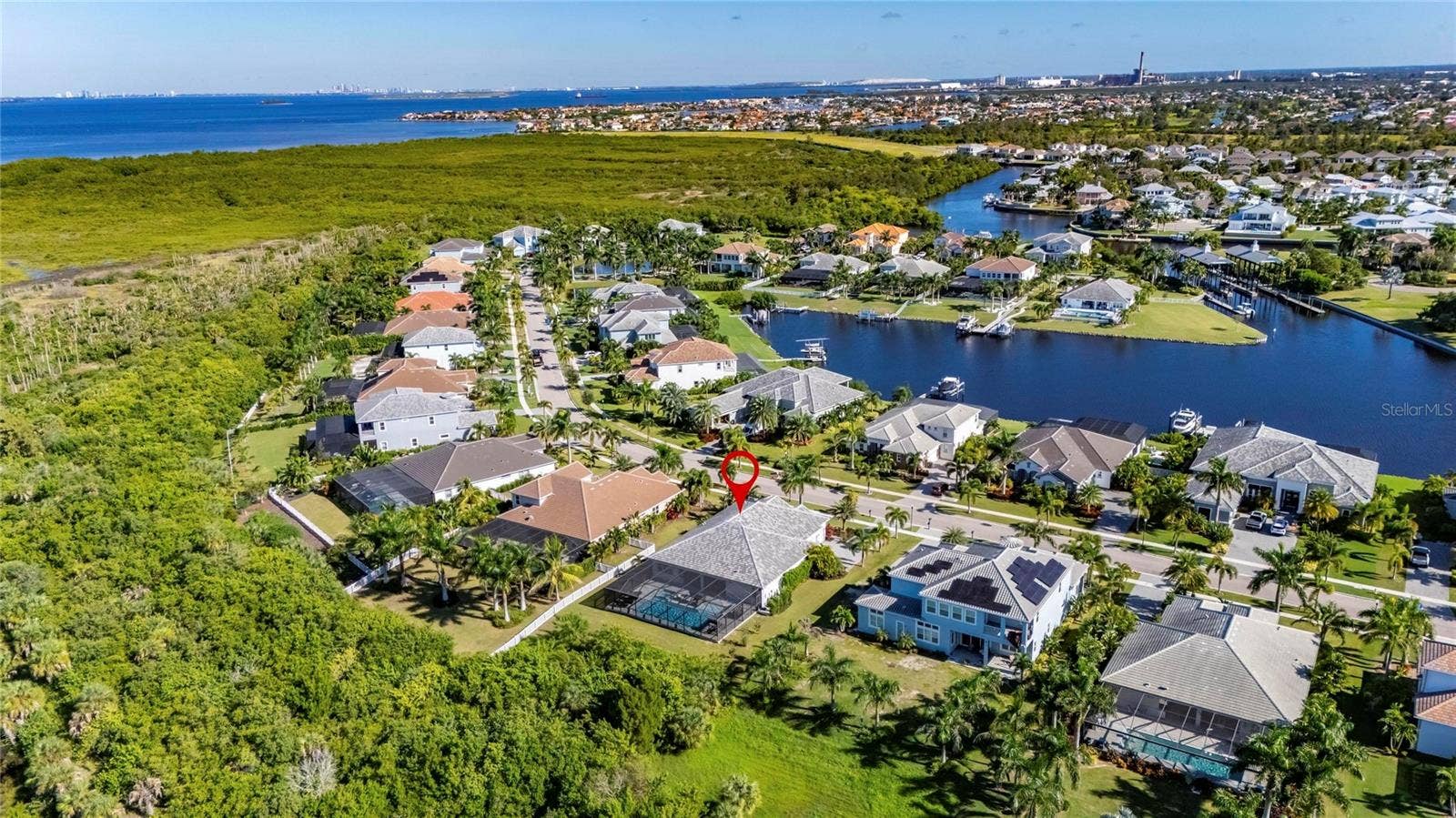 816 MANNS HARBOR DRIVE, Apollo Beach, FL 33572 816 MANNS HARBOR DRIVE, Apollo Beach, FL 33572