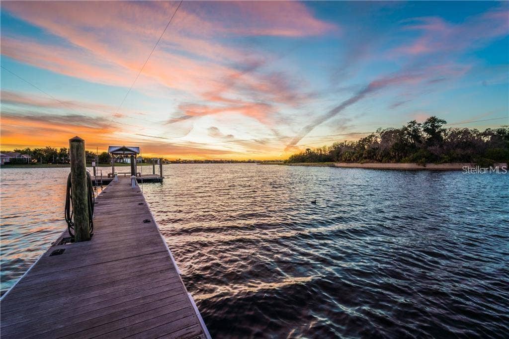 816 MANNS HARBOR DRIVE, Apollo Beach, FL 33572 816 MANNS HARBOR DRIVE, Apollo Beach, FL 33572