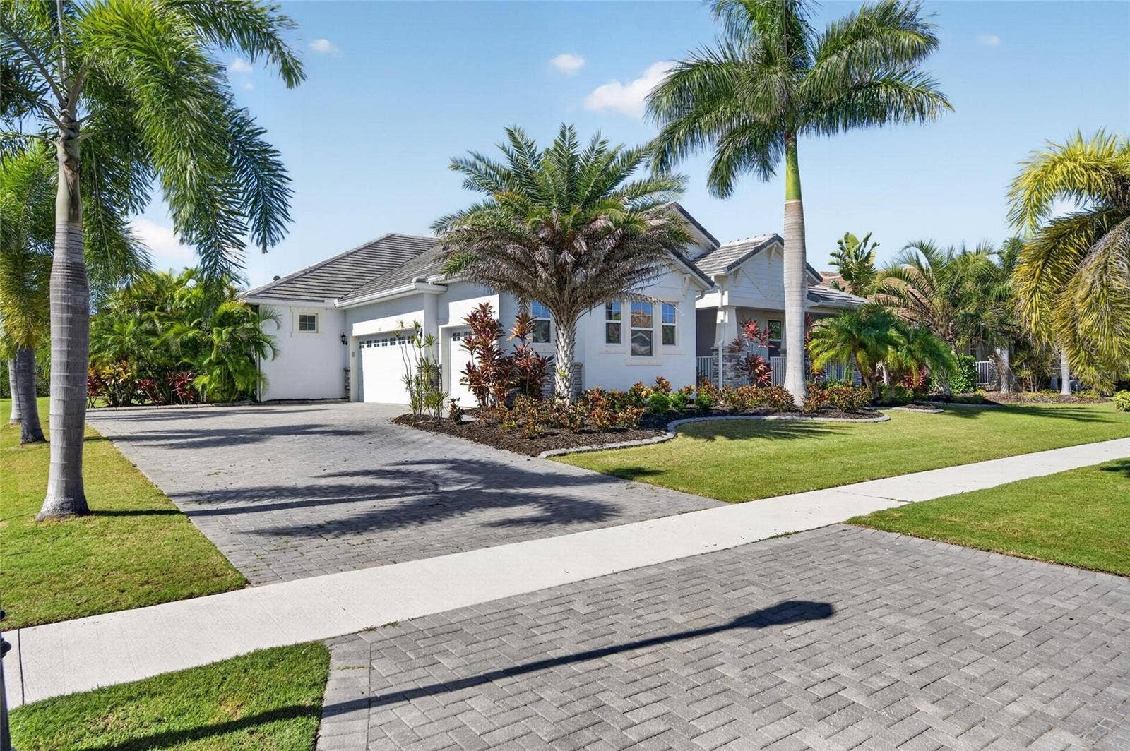 816 MANNS HARBOR DRIVE, Apollo Beach, FL 33572 816 MANNS HARBOR DRIVE, Apollo Beach, FL 33572