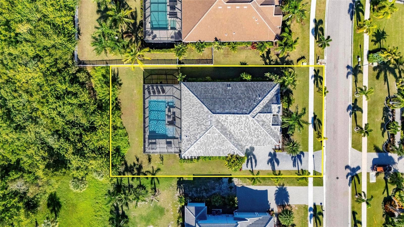 816 MANNS HARBOR DRIVE, Apollo Beach, FL 33572 816 MANNS HARBOR DRIVE, Apollo Beach, FL 33572