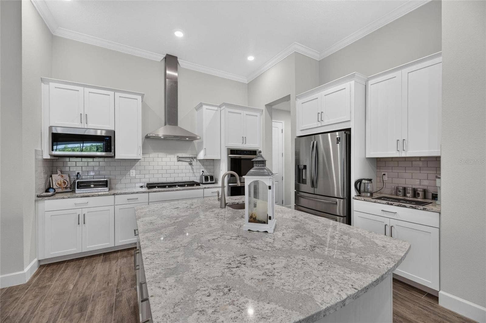 816 MANNS HARBOR DRIVE, Apollo Beach, FL 33572 816 MANNS HARBOR DRIVE, Apollo Beach, FL 33572