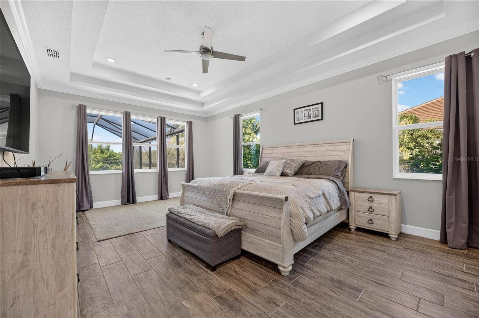 816 MANNS HARBOR DRIVE, Apollo Beach, FL 33572 816 MANNS HARBOR DRIVE, Apollo Beach, FL 33572