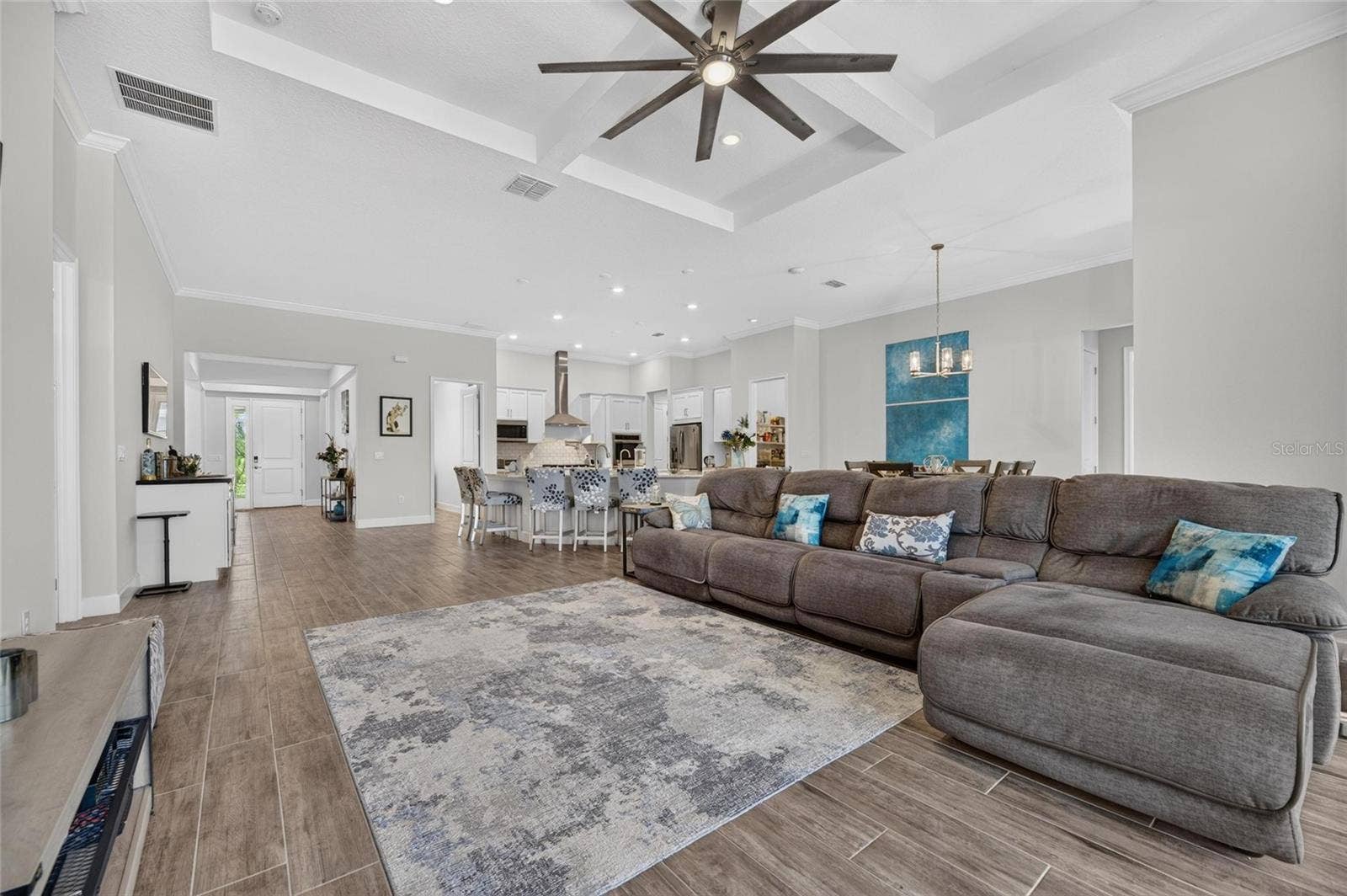 816 MANNS HARBOR DRIVE, Apollo Beach, FL 33572 816 MANNS HARBOR DRIVE, Apollo Beach, FL 33572