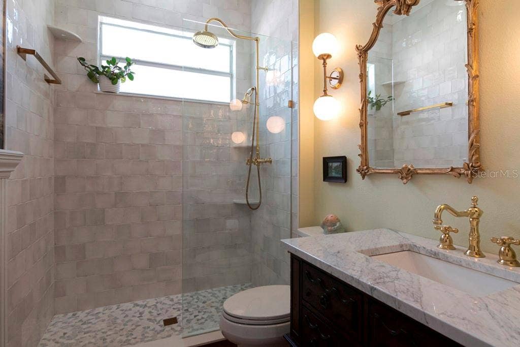 5907 CHERRY OAK DRIVE, Valrico, FL 33596 *Guest Bath 2