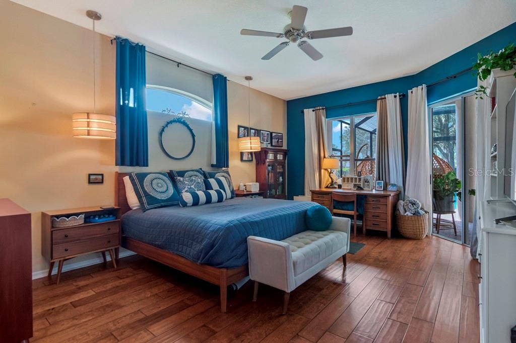 5907 CHERRY OAK DRIVE, Valrico, FL 33596 *Expansive Primary Bedroom