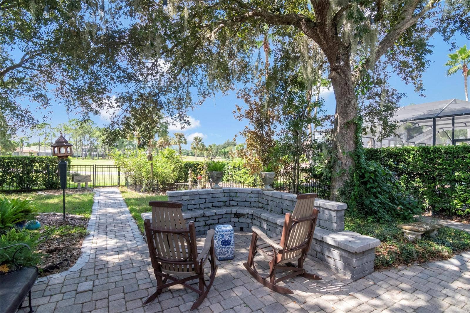 5907 CHERRY OAK DRIVE, Valrico, FL 33596 Private Space outside of screen