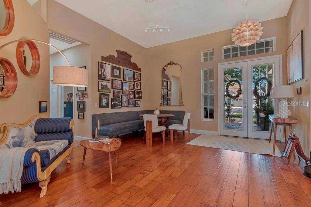 5907 CHERRY OAK DRIVE, Valrico, FL 33596 Bright and Open Floor Plan Living Spaces