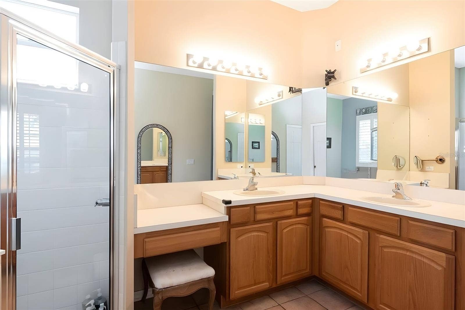 5907 CHERRY OAK DRIVE, Valrico, FL 33596 *Primary Bathroom