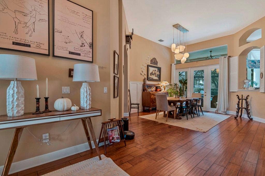 5907 CHERRY OAK DRIVE, Valrico, FL 33596 *Entryway